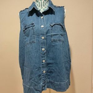 Erica Woman Denim Sleeveless Button Up